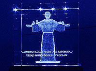 Święty Franciszek
grawerowanie 3D w szklanej kostce 