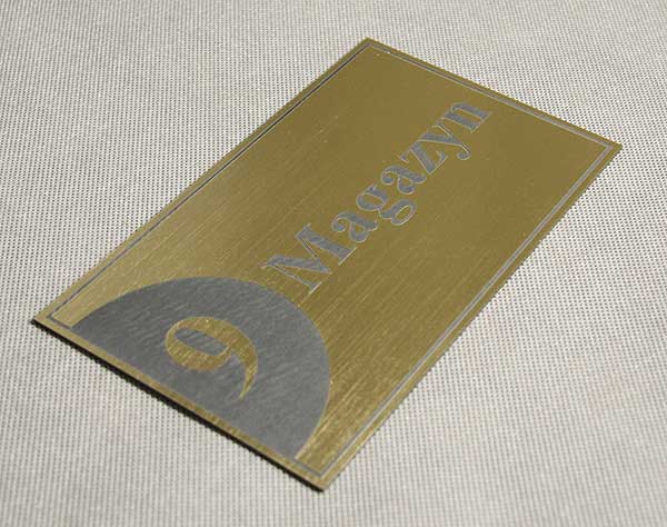 Tabliczka ze złotego laminatu grawerskiego MAGAZYN