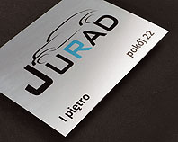 Elegancki szyld z aluminium
dla firmy Jurad